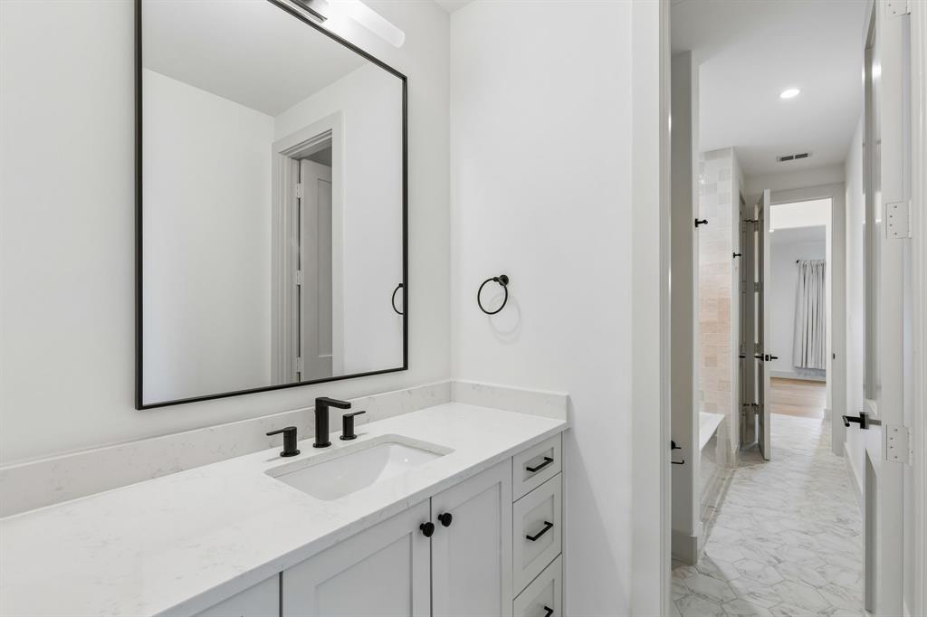 7403 Robin Road Dallas, TX 75209 - Photo 28 of 36 Gallery Image 28