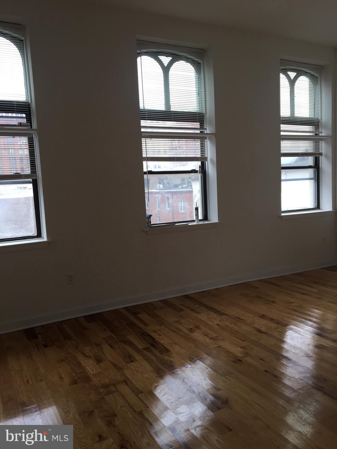 33 South 3rd Street, Unit 2 Philadelphia, PA 19106 - Photo 15 of 18