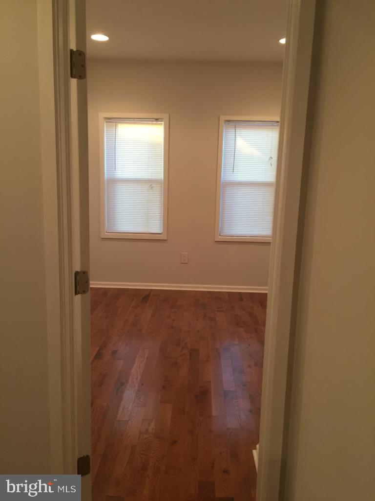 33 South 3rd Street, Unit 2 Philadelphia, PA 19106 - Photo 17 of 18
