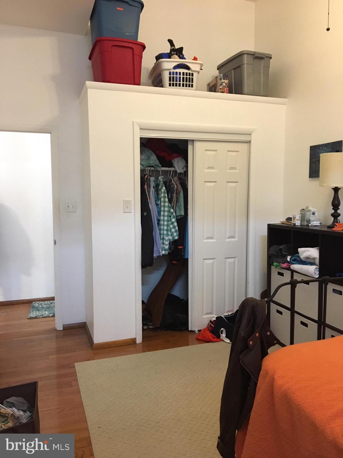 33 South 3rd Street, Unit 2 Philadelphia, PA 19106 - Photo 4 of 18