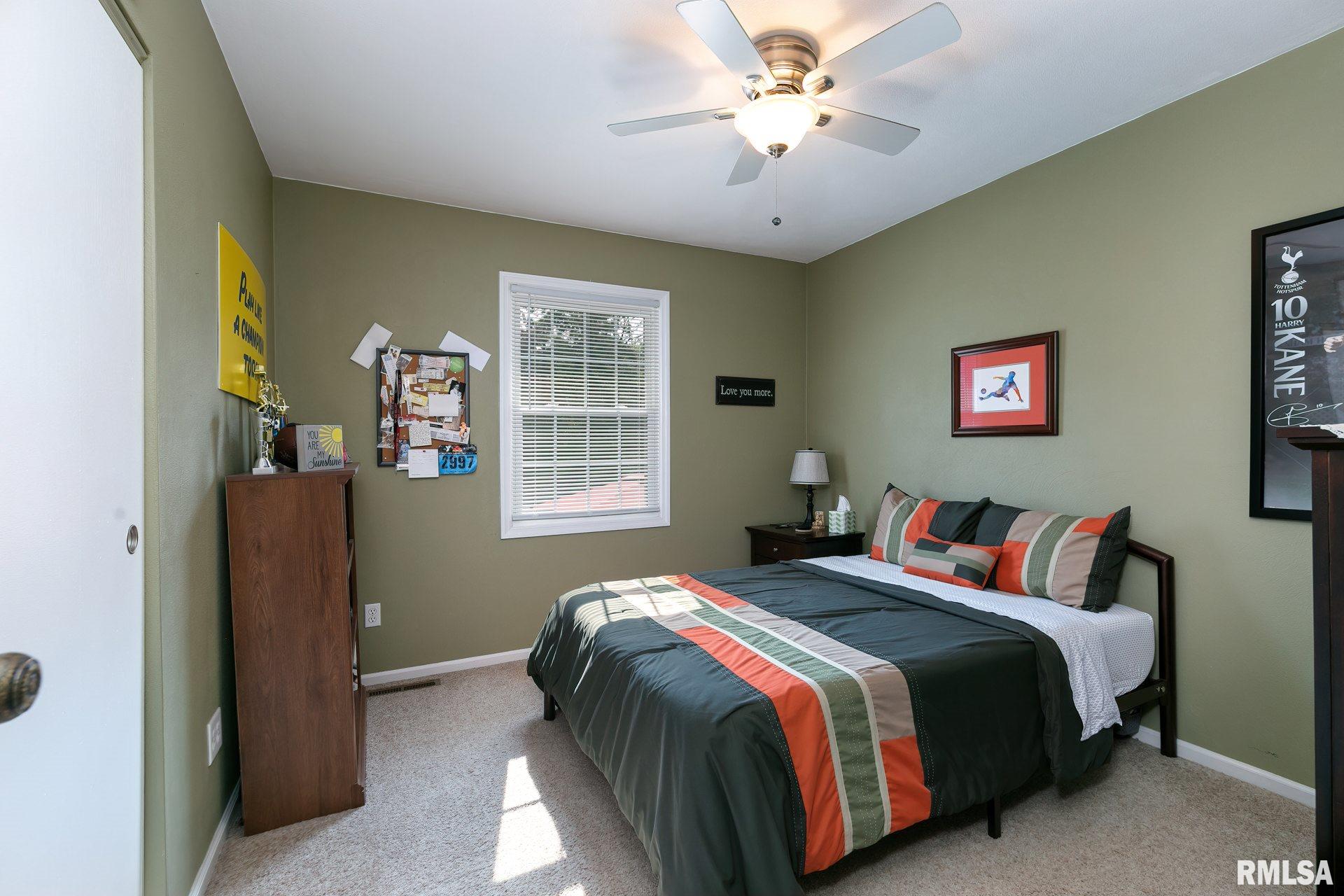 2145 Meadowbrook Road Davenport, IA 52807 - Photo 16 of 37 Gallery Image 16