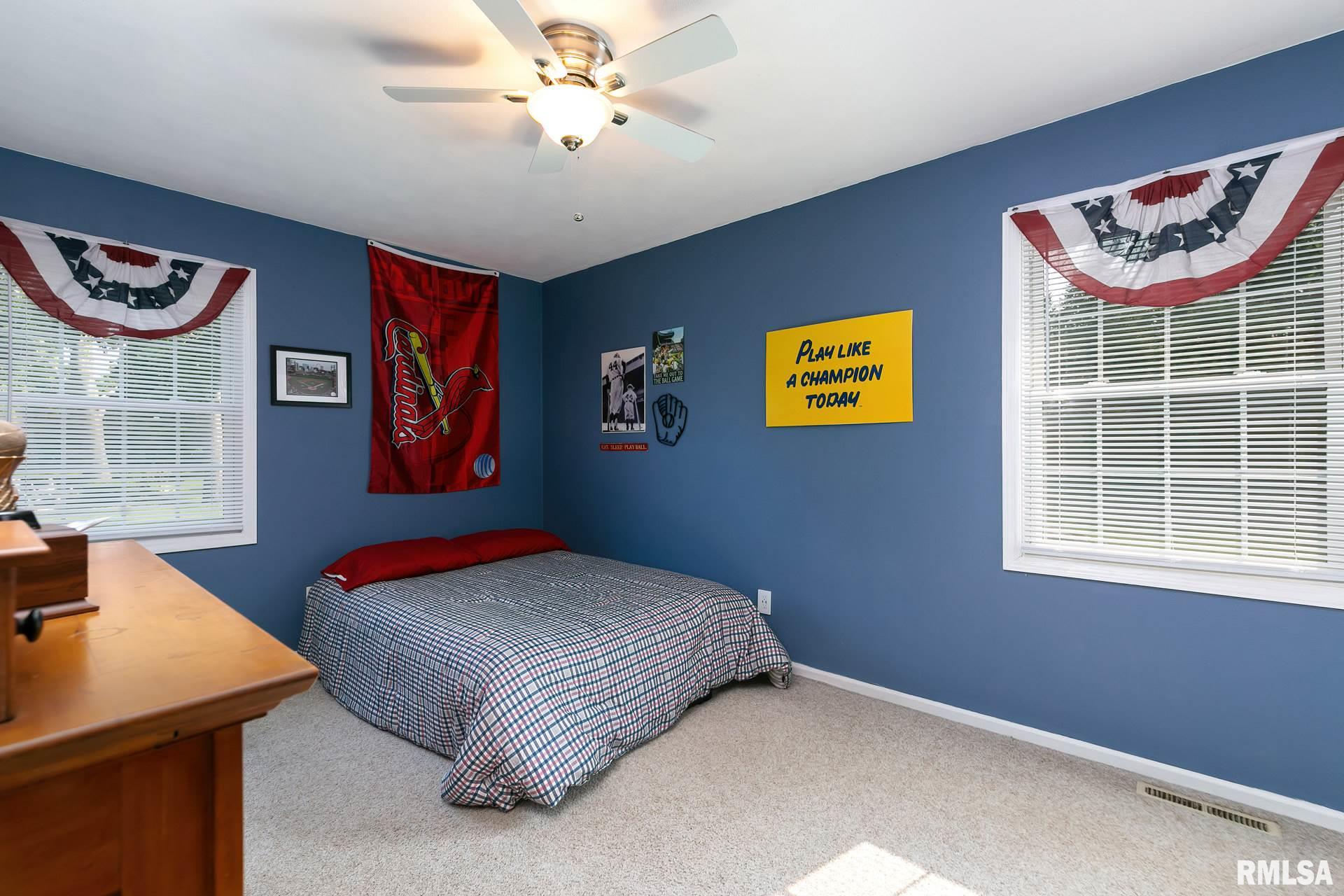 2145 Meadowbrook Road Davenport, IA 52807 - Photo 18 of 37 Gallery Image 18