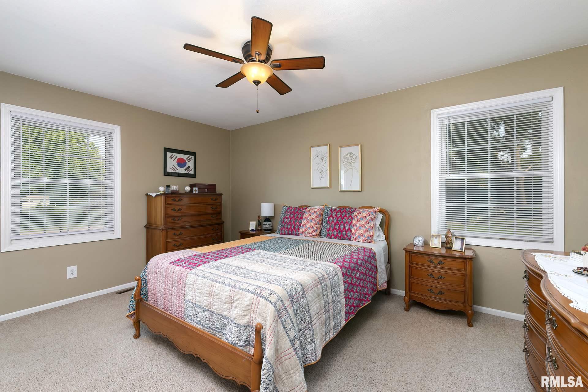 2145 Meadowbrook Road Davenport, IA 52807 - Photo 20 of 37 Gallery Image 20