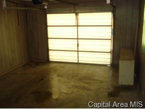 1700 South Pope Avenue Springfield, IL 62703 - Photo 11 of 12 Gallery Image 11