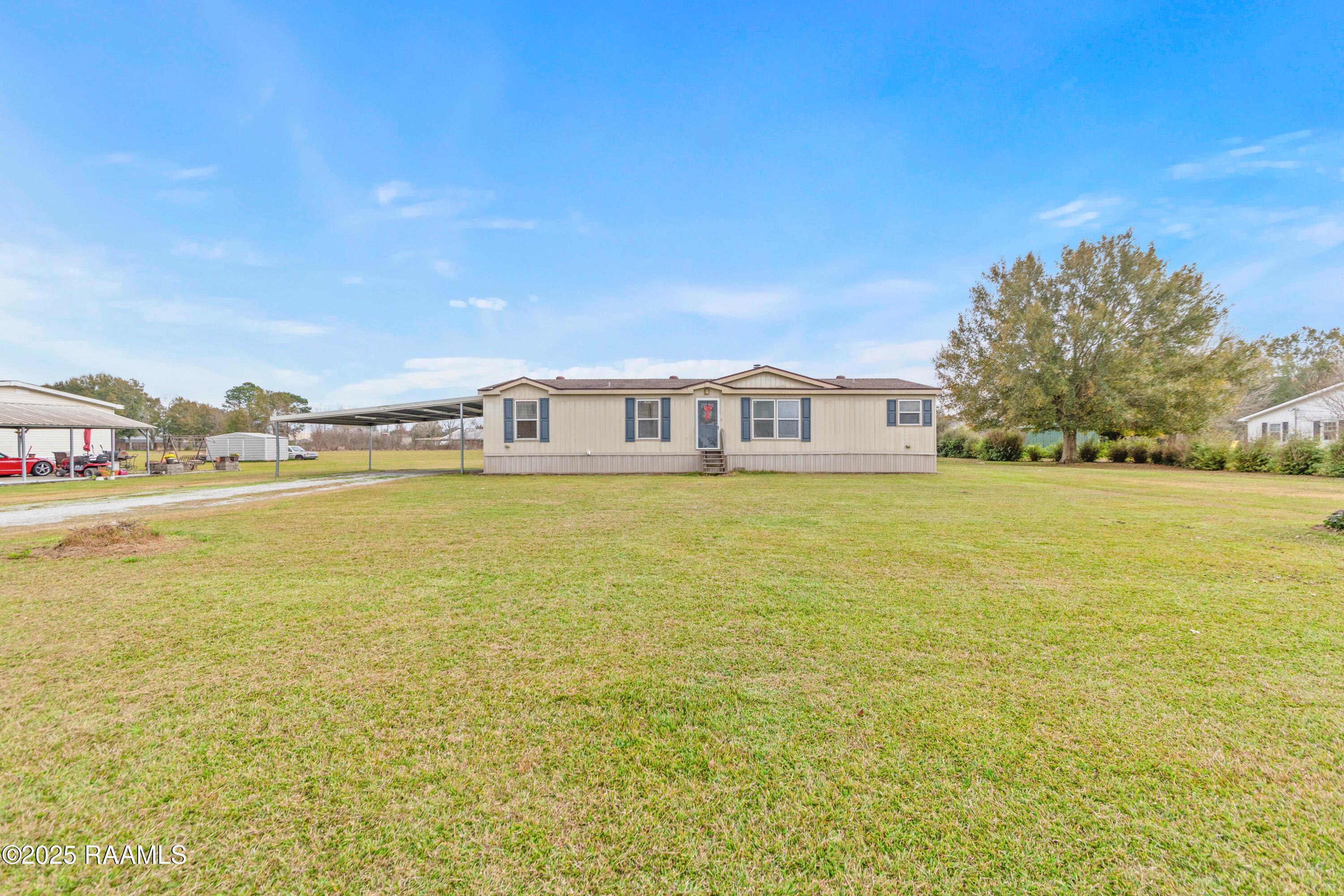 5205 Loy Road Maurice, LA 70555 - Photo 2 of 38