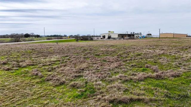 $475,000 | 2700 Highway 183, Gonzales, TX 78629