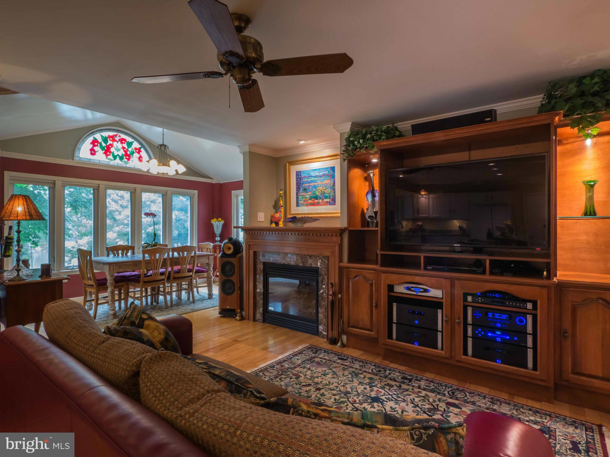 17705 St Inigoes Road St. Inigoes, MD 20684 - Photo 24 of 30 Living Room