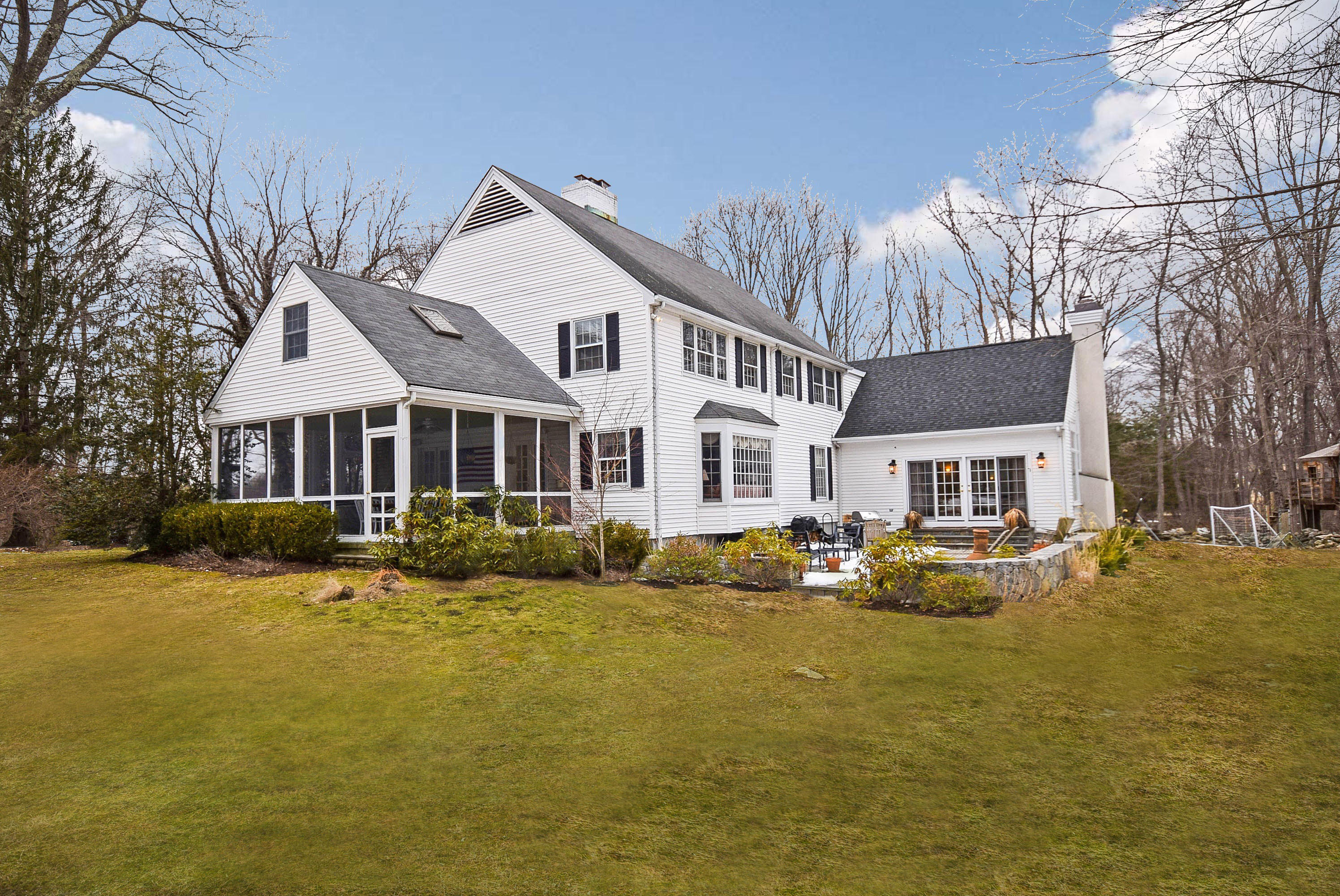 89 Logan Road New Canaan, CT 06840 - Photo 3 of 19 3B-edit.jpg