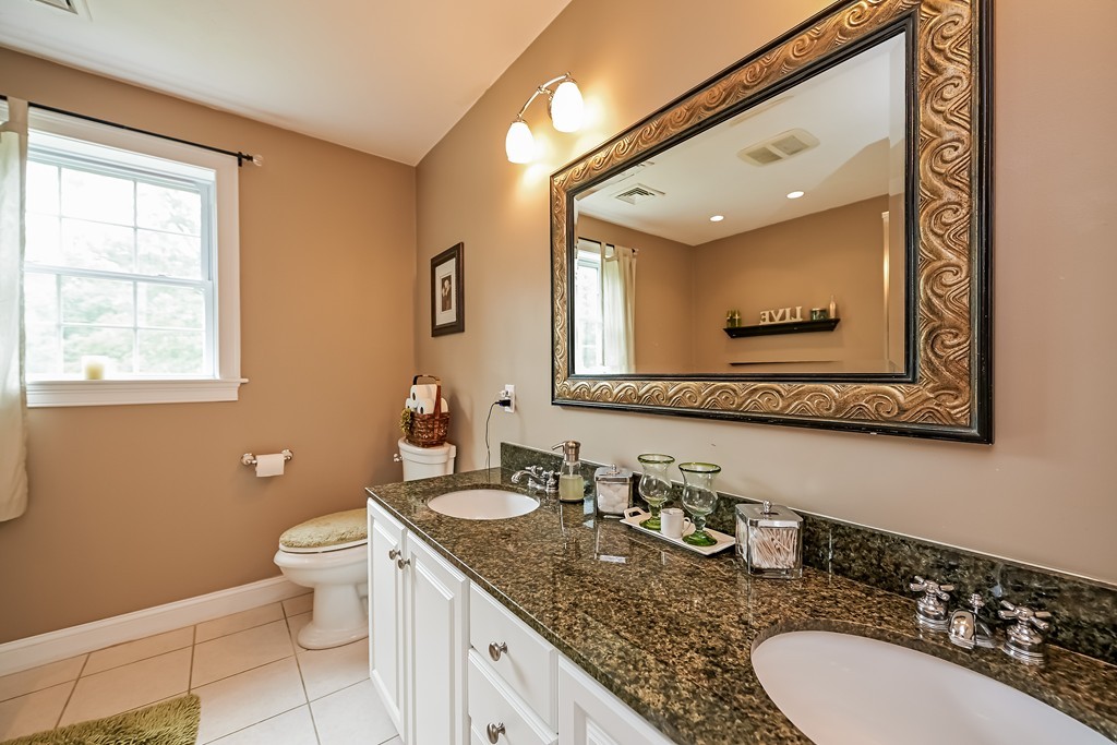 508 Old Dunstable Road Groton, MA 01450 - Photo 16 of 30 Gallery Image 16