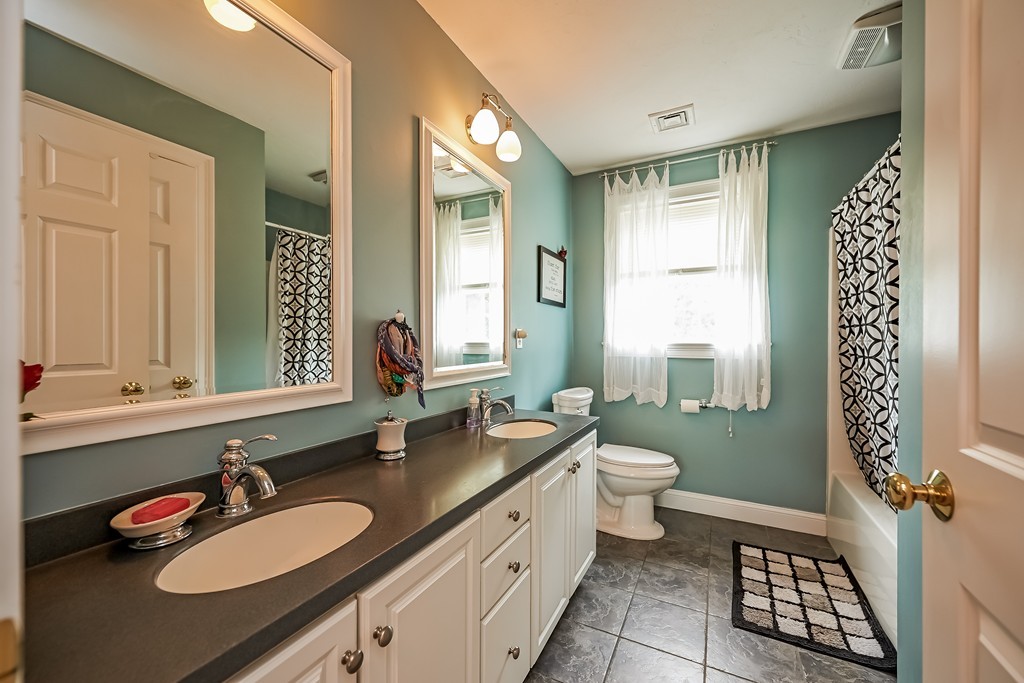 508 Old Dunstable Road Groton, MA 01450 - Photo 23 of 30 Gallery Image 23
