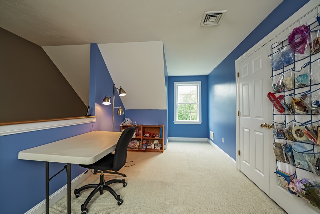 508 Old Dunstable Road Groton, MA 01450 - Photo 24 of 30 Gallery Image 24
