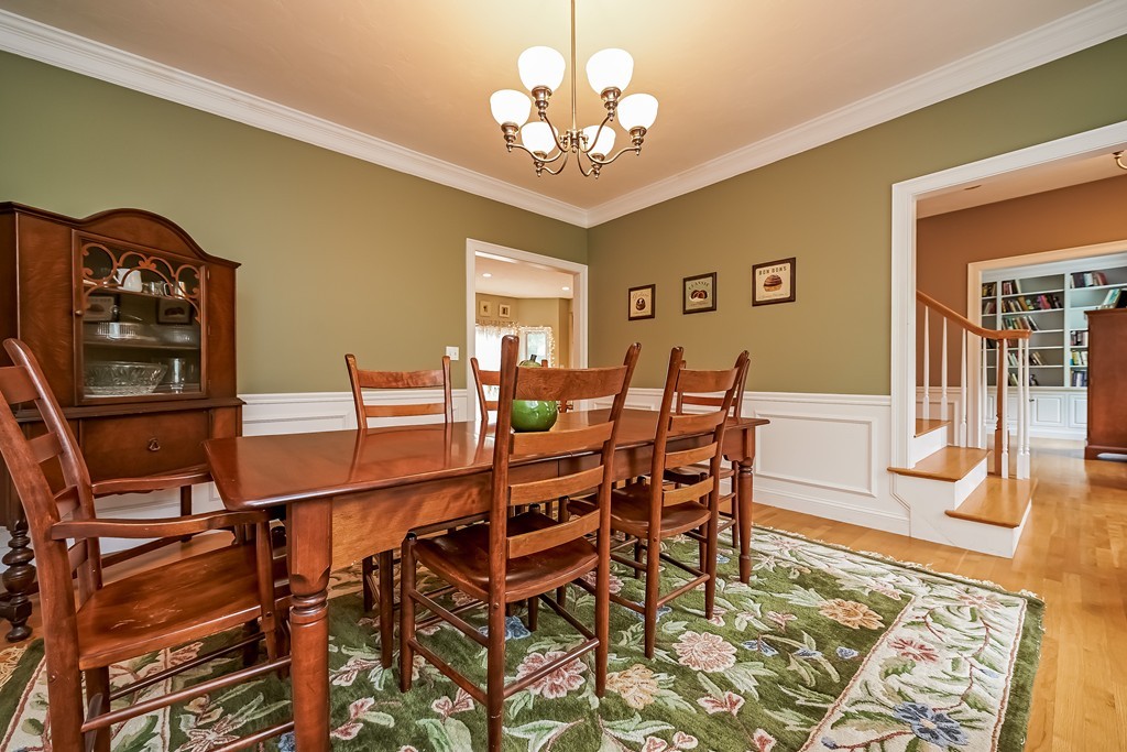 508 Old Dunstable Road Groton, MA 01450 - Photo 5 of 30 Gallery Image 5