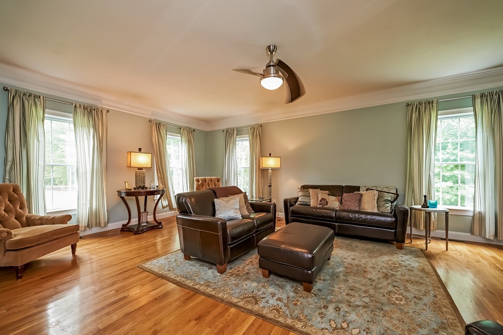 508 Old Dunstable Road Groton, MA 01450 - Photo 10 of 30 Gallery Image 10