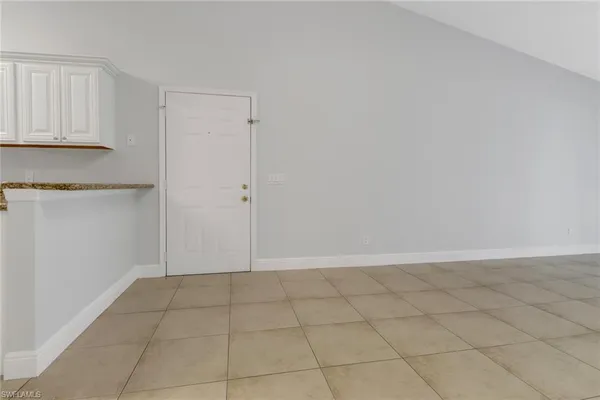 $1,800 | 2130 Arbour Walk Circle, Unit 2724, Naples, FL 34109