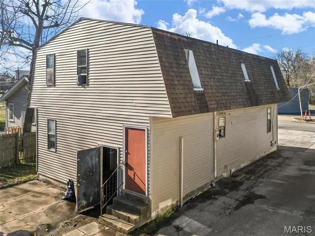 $125,000 | 2812 Woodson Road, St. Louis, MO 63114