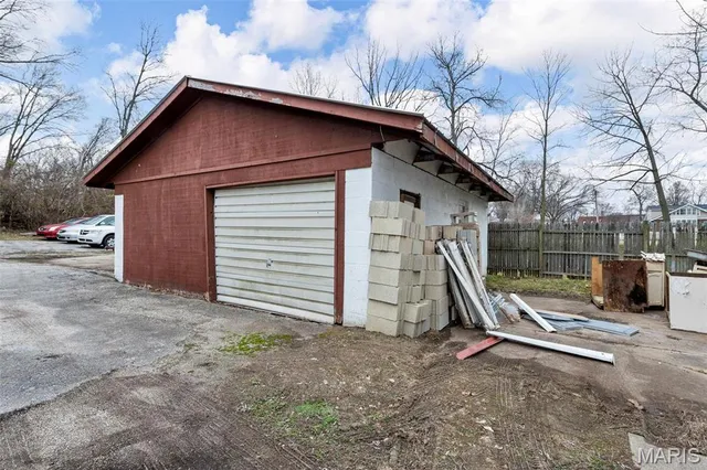 $125,000 | 2812 Woodson Road, St. Louis, MO 63114