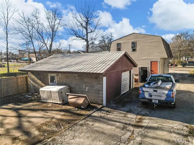 $125,000 | 2812 Woodson Road, St. Louis, MO 63114