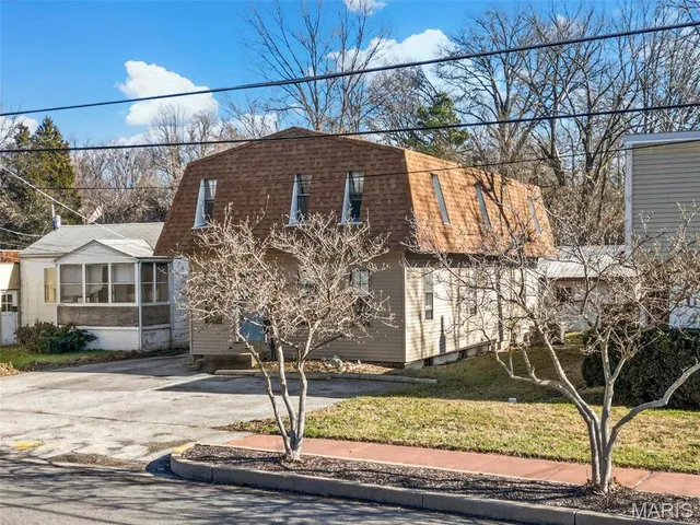 $125,000 | 2812 Woodson Road, St. Louis, MO 63114