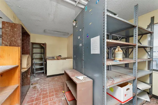 $125,000 | 2812 Woodson Road, St. Louis, MO 63114