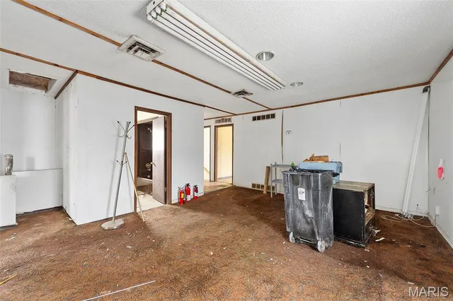 $125,000 | 2812 Woodson Road, St. Louis, MO 63114