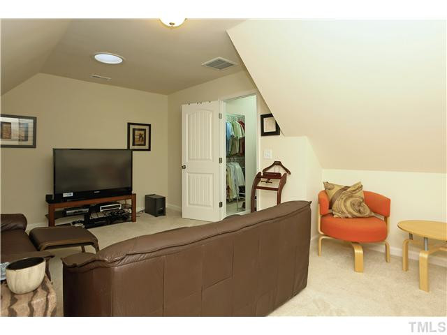 2327 Lowden Street Raleigh, NC 27608 - Photo 20 of 25 Photo 20