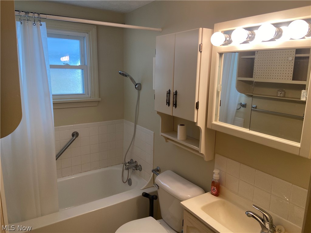 1655 Manor Avenue Northwest Canton, OH 44708 - Photo 22 of 25 Gallery Image 22