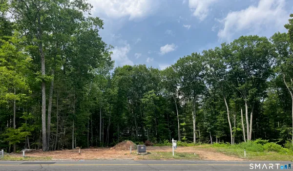 $249,000 | 124 Hollister Drive, Avon, CT 06001