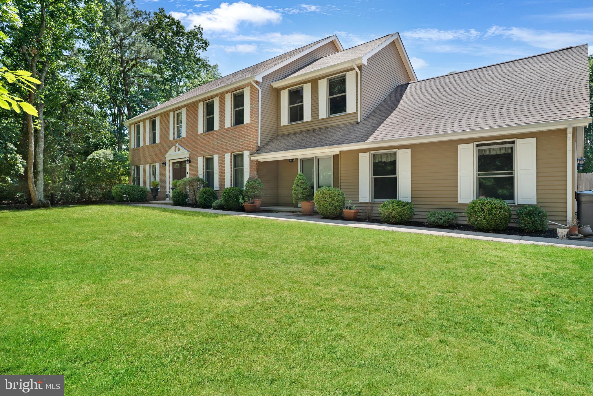 1 Madison Court Southampton, NJ 08088 - Photo 2 of 44 NOTICE SEPARATE ENTRANCE FOR HOME OFFICE