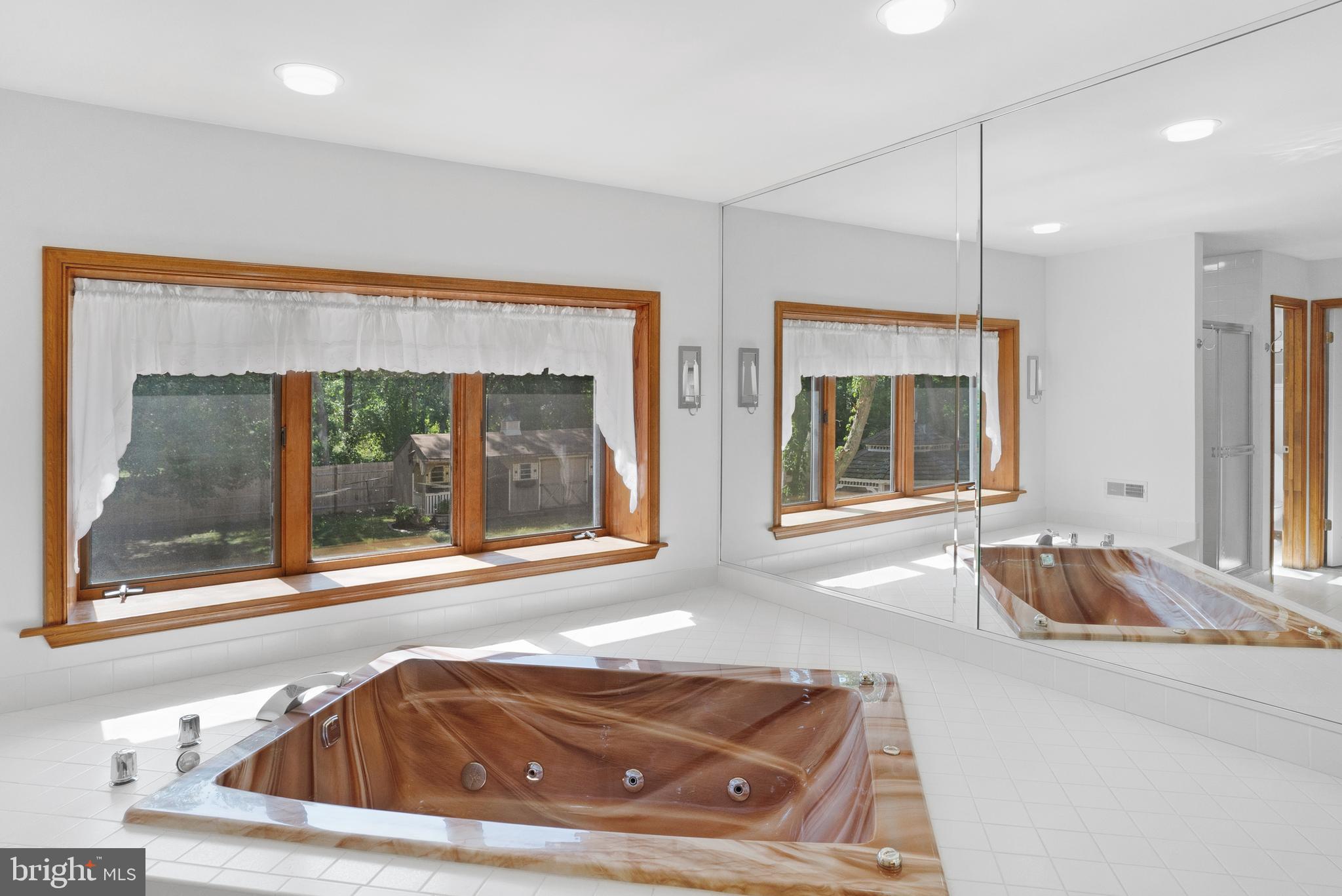 1 Madison Court Southampton, NJ 08088 - Photo 32 of 44 MASTER BATHROOM