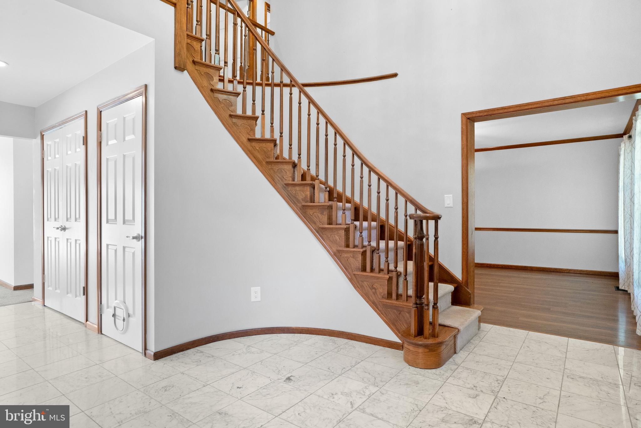 1 Madison Court Southampton, NJ 08088 - Photo 7 of 44 TWO STORY FOYER w CURVED STAIRCASE