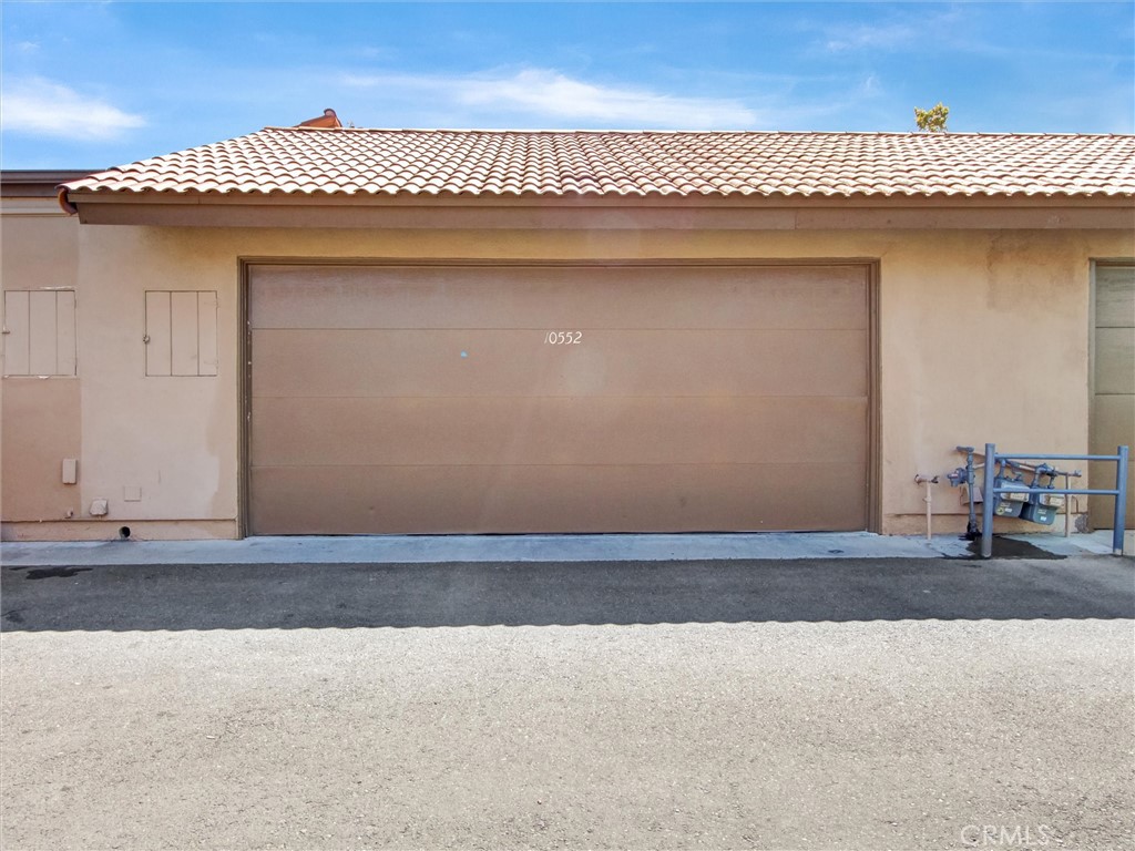 10552 Royal Oak Way Stanton, CA 90680 - Photo 20 of 21 a view of empty room