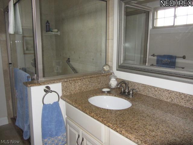 3839 Sandy Lake Road Ravenna, OH 44266 - Photo 17 of 23 1st floor m aster bath has a great shower! What a great way to start your day.