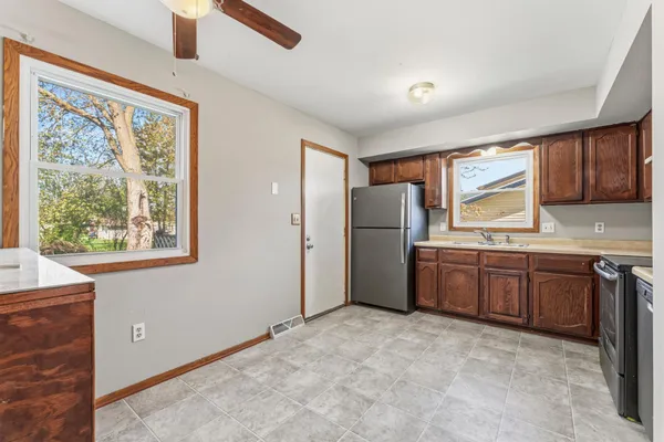 $219,900 | 11 1/2 8th Avenue Northwest, Kasson, MN 55944