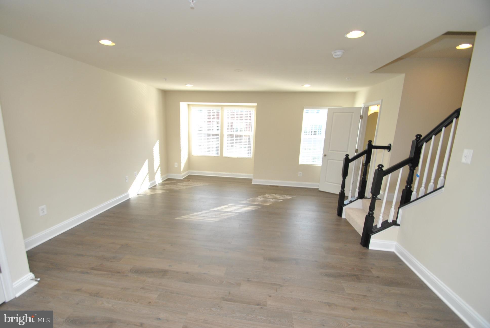 9953 Ravenhurst Road Middle River, MD 21220 - Photo 12 of 28 Gallery Image 12