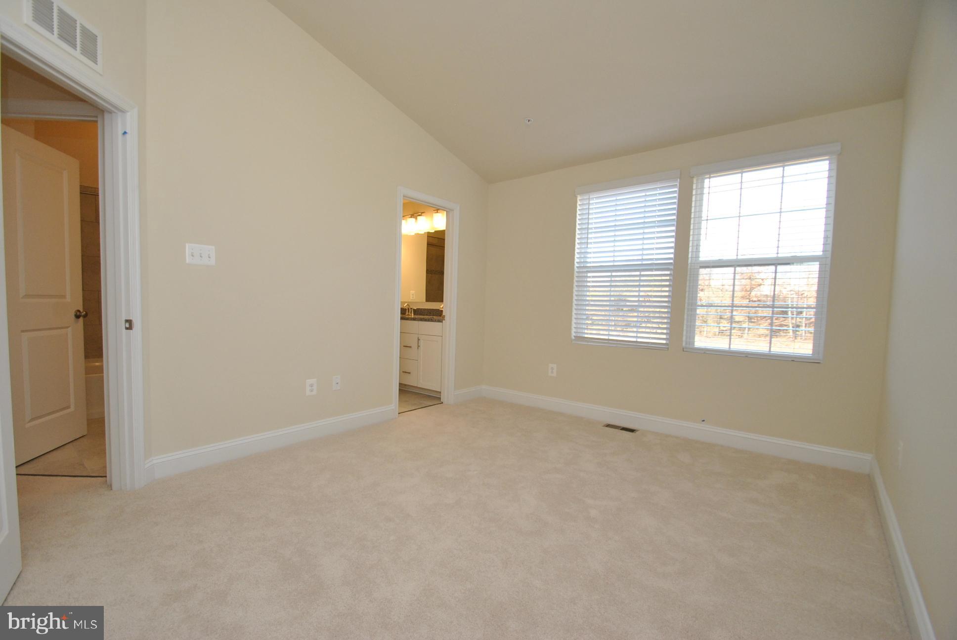 9953 Ravenhurst Road Middle River, MD 21220 - Photo 17 of 28 Gallery Image 17