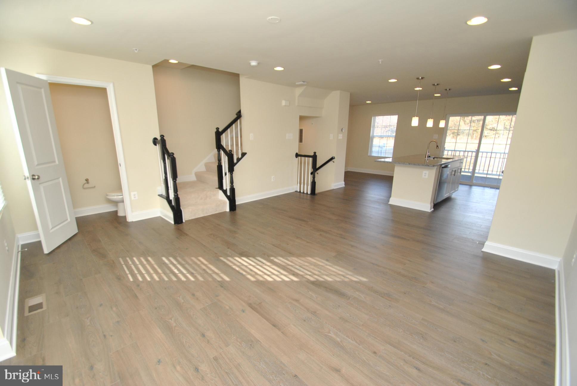 9953 Ravenhurst Road Middle River, MD 21220 - Photo 7 of 28 Gallery Image 7