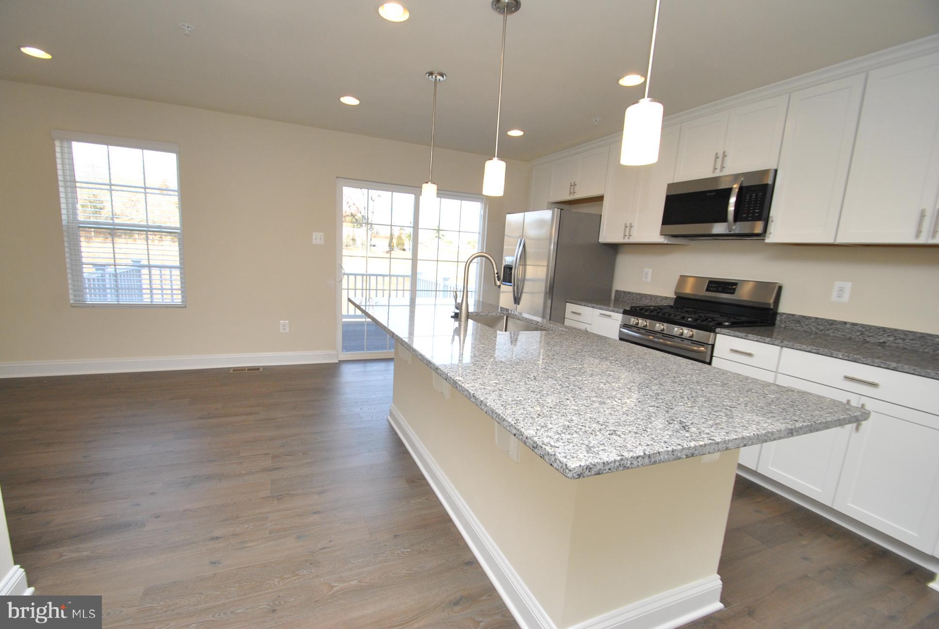 9953 Ravenhurst Road Middle River, MD 21220 - Photo 9 of 28 Gallery Image 9