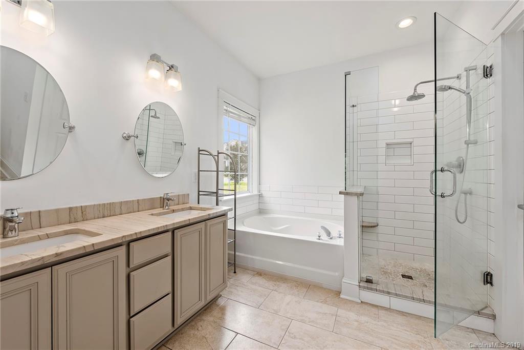 1003 Reigate Road Charlotte, NC 28262 - Photo 14 of 23 Gallery Image 14