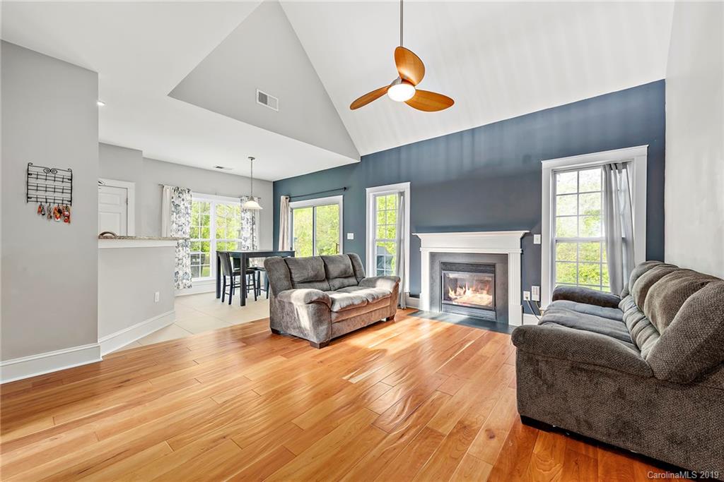 1003 Reigate Road Charlotte, NC 28262 - Photo 8 of 23 Gallery Image 8