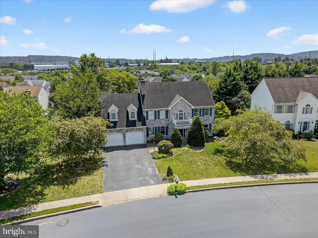 $500,000 | 17 Sanderling Drive, Denver, PA 17517