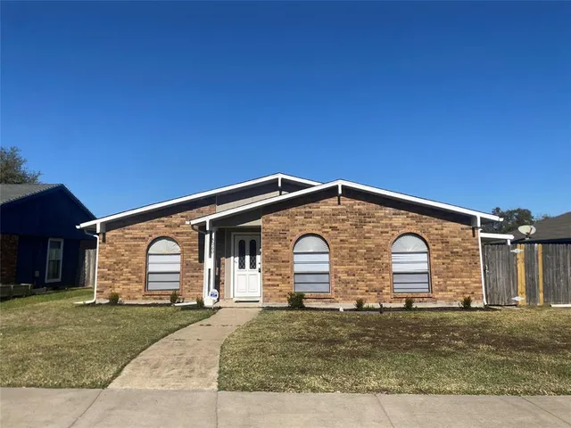 $2,195 | 5060 Walker Drive, The Colony, TX 75056