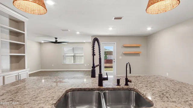 $2,500 | 4719 Firefly Lane, Panama City, FL 32404