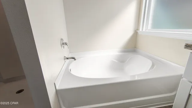 $2,500 | 4719 Firefly Lane, Panama City, FL 32404