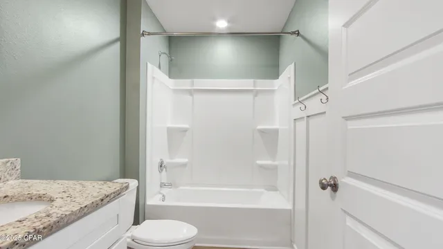 $2,500 | 4719 Firefly Lane, Panama City, FL 32404