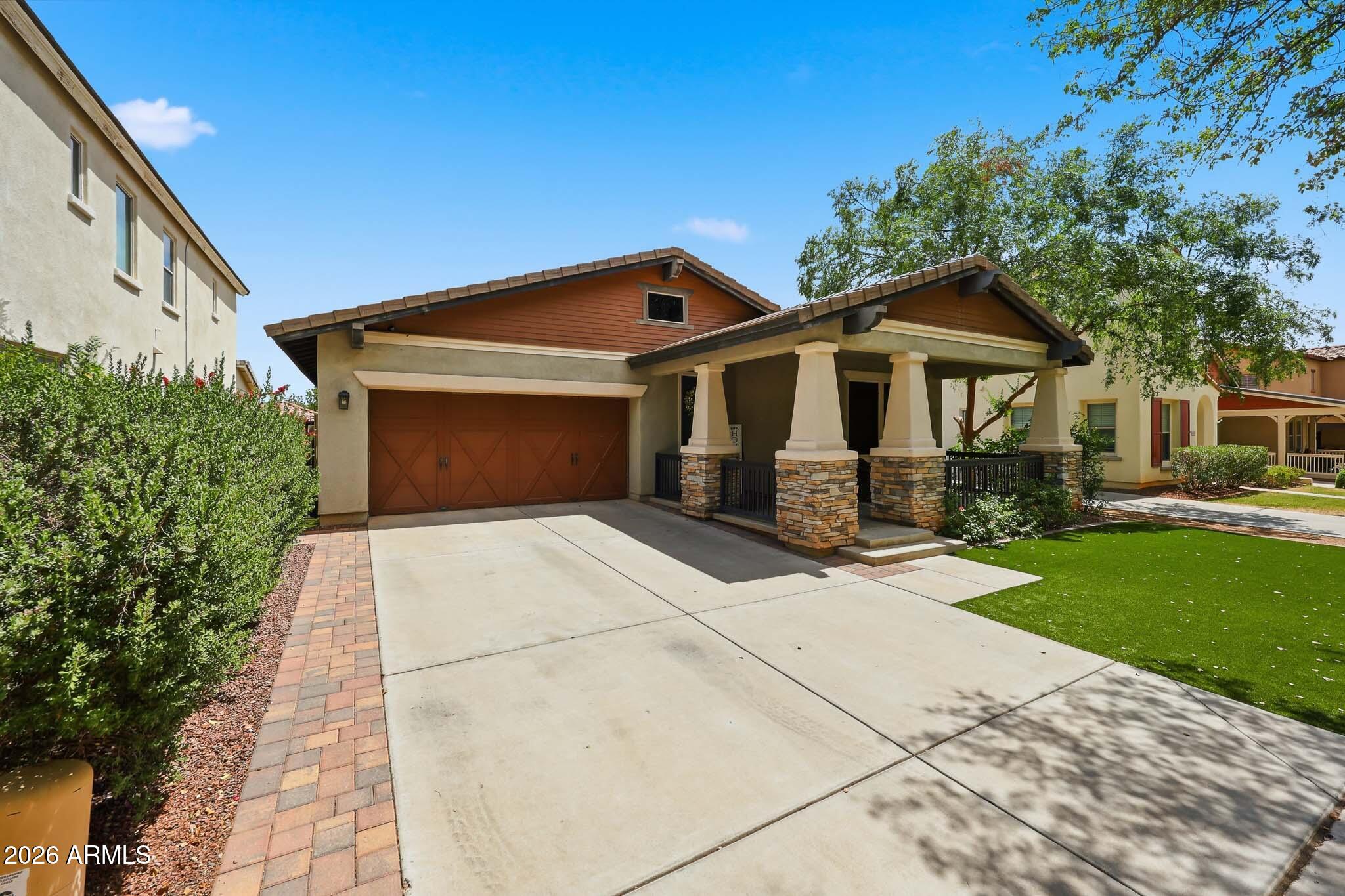 20803 West Ridge Road Buckeye, AZ 85396 - Photo 24 of 33 Long Driveway