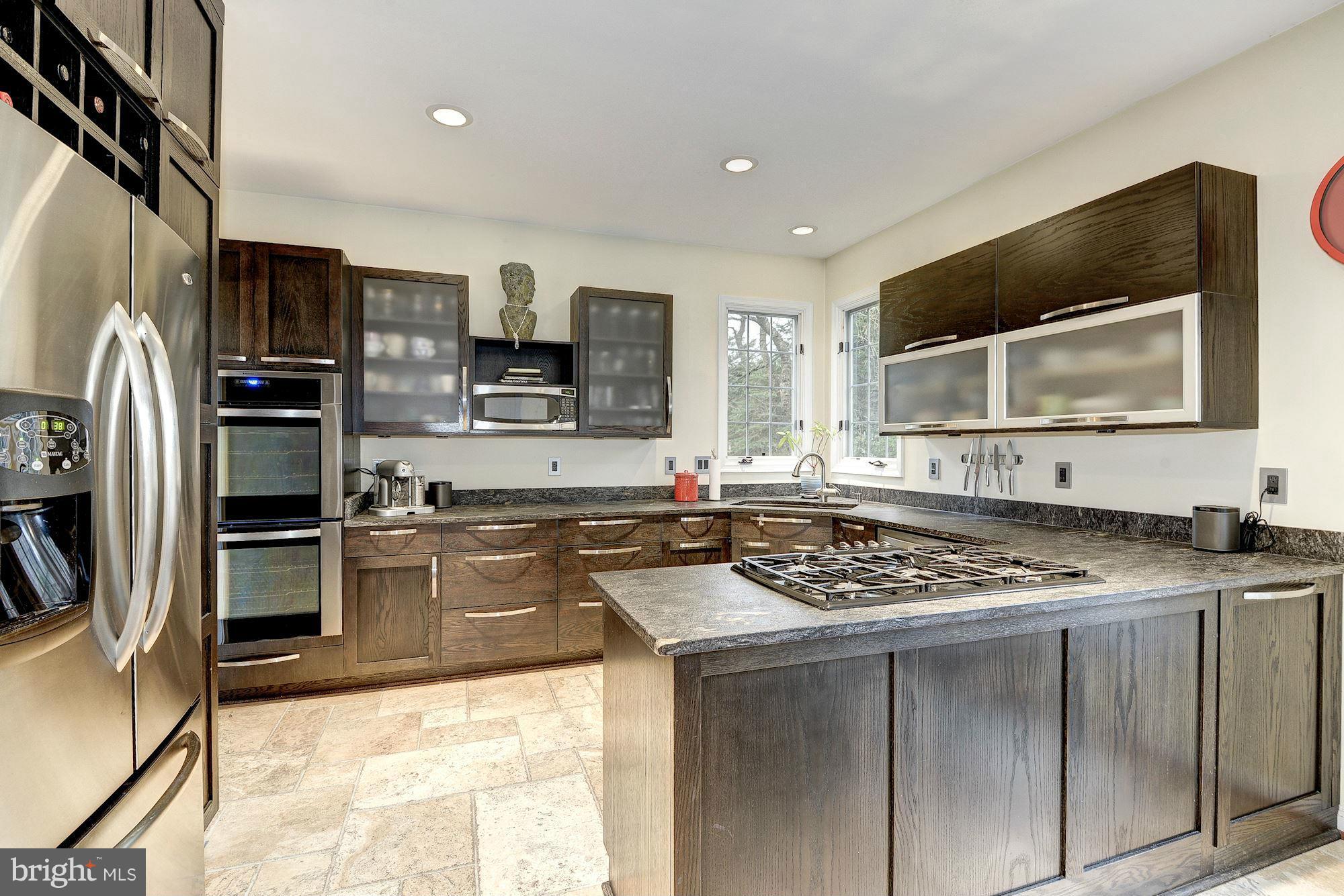 1102 Northwind Drive Reston, VA 20194 - Photo 13 of 30 Kitchen