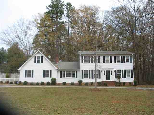 103 Wellington Road Easley, SC 29642 - Photo 1 of 16 Gallery Image 1