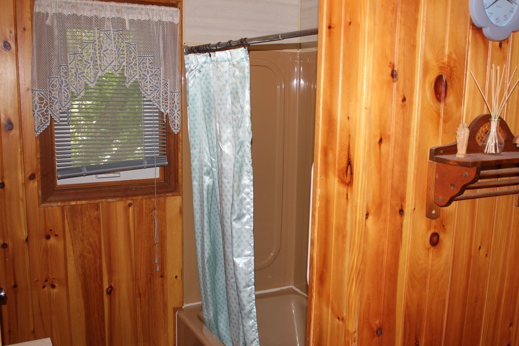 109 Howland Road Freetown, MA 02702 - Photo 16 of 30
