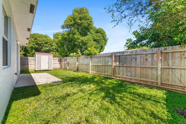 $3,500 | 337 Oak Alley, Delray Beach, FL 33444