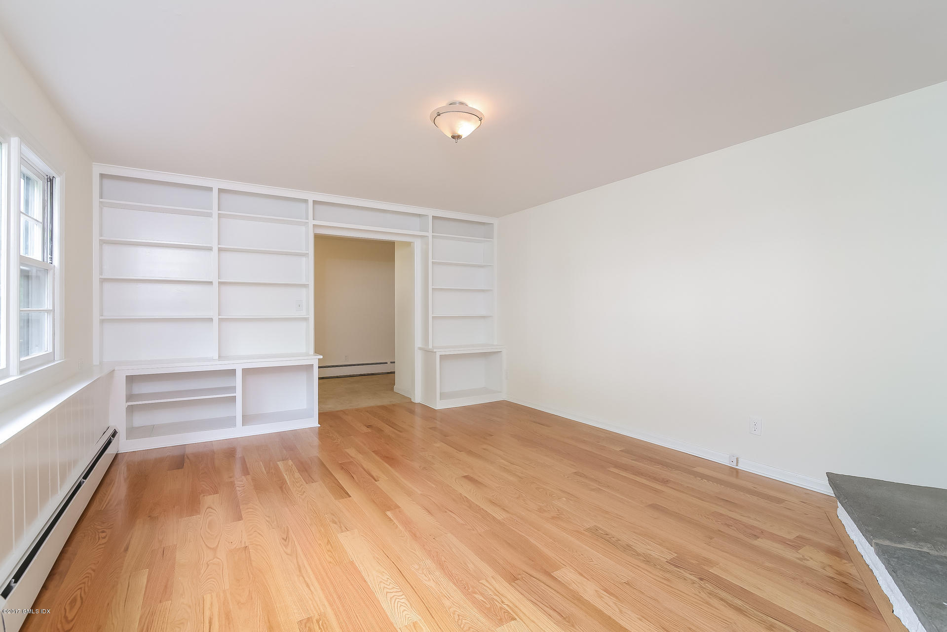 55 Valleywood Road Cos Cob, CT 06807 - Photo 8 of 19 021-Family_Room-4303246-medium